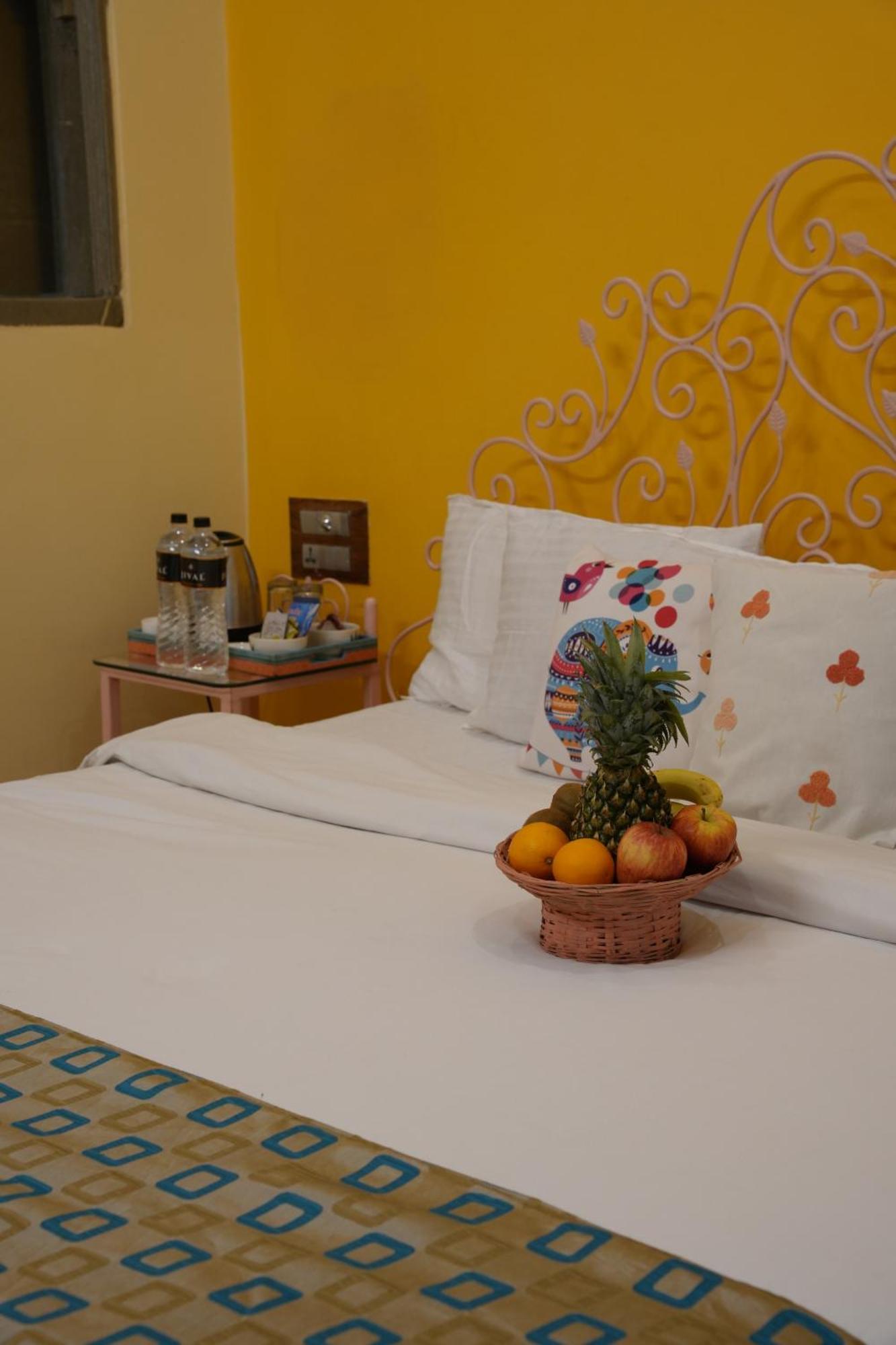 Unplanned Hostel Udaipur Buitenkant foto